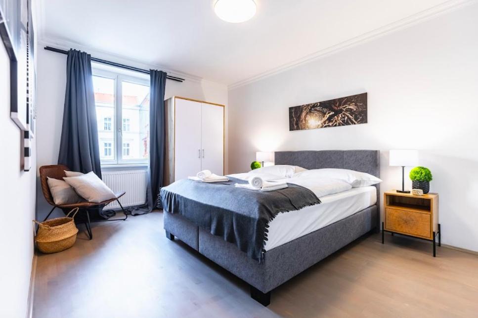 Experience Central Vienna From A Stylish And Modern Apartment Eksteriør bilde